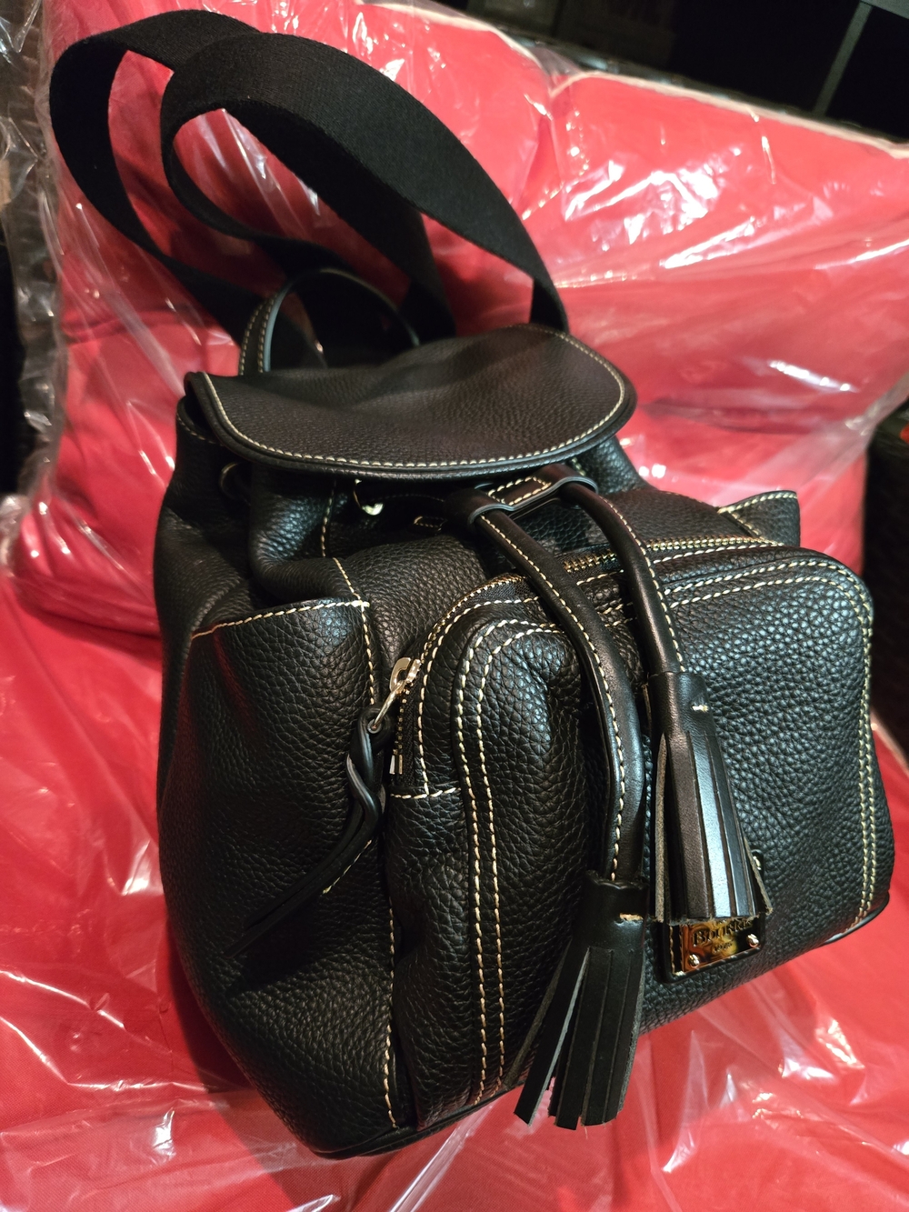 Dooney & Bourke Black Pebbled Leather Drawstring Backpack. Like New!🌻 - Picture 2 of 12